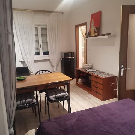 Monovano Elllen Grado Bagian luar foto