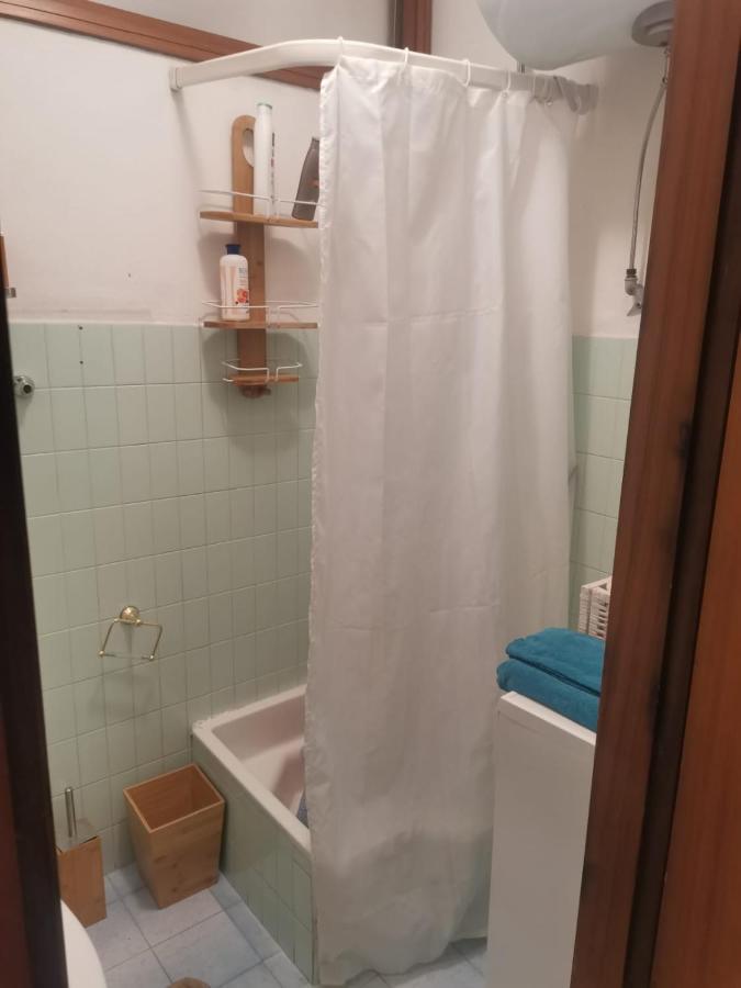 Monovano Elllen Grado Bagian luar foto